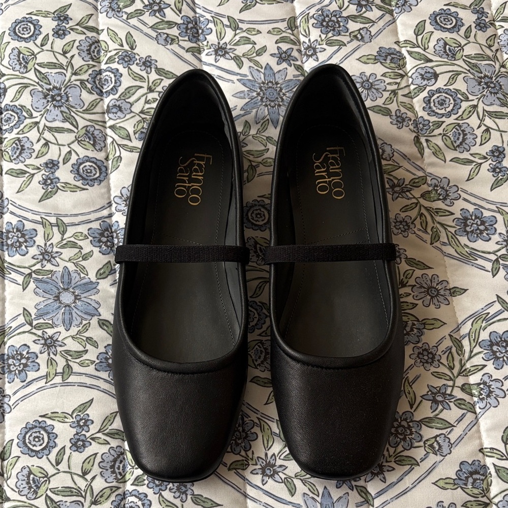 Franco Sarto Classic Black Flats